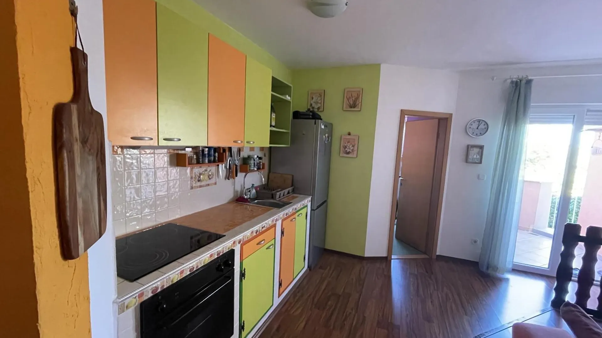 Apartment Petra With Balcony And Terrace Zambratija